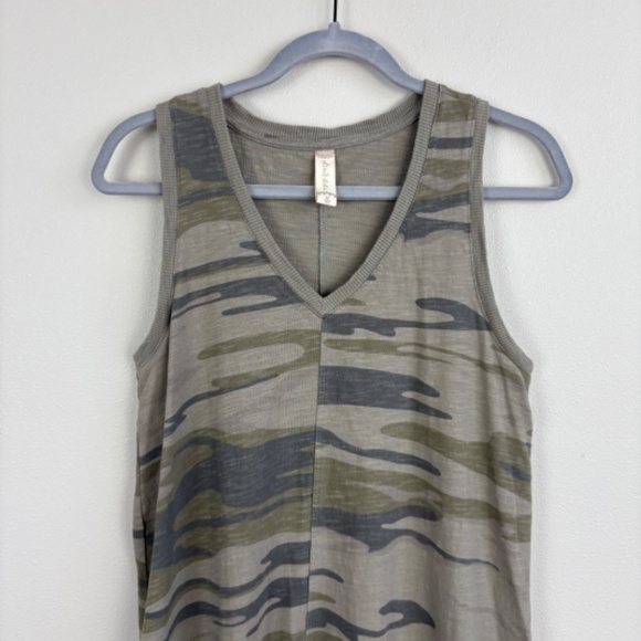 Altar'd State Camo Sleeveless Midi Dress - Size Medium - Picture 5 of 10